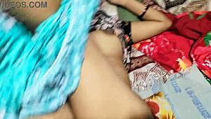 Kan ikke tro hvor hedt det føles at kneppe desi indisk husmor i doggystyle på ranchen med hardcore intensitet