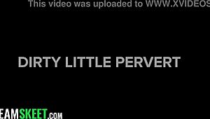 Hvorfor blottet du din store kuk på skolen? Nå straffer jeg deg ved å ri den til du cummer inni meg!