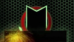 트월킹 타임 숙녀 사라 제이가 큰 엉덩이 흔들며 딜도 분수