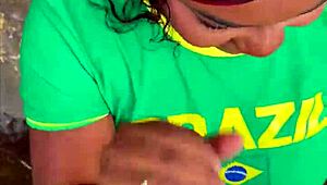 i helped this stranger girl and she wanted to head to the woods for sex with me, almost got caught 😏