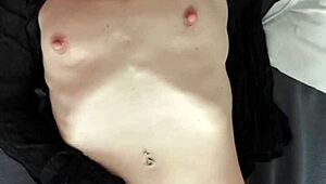 Esposa belga cachonda no aguanta hasta que llegue su marido 😊