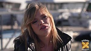 ルス・ベル・コキーヌ、2本の太くて硬いチンポを吸って騎乗位で味わう