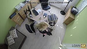 Não acredito que essa entrevista loan4k virou dedada escondida e boquete no escritório