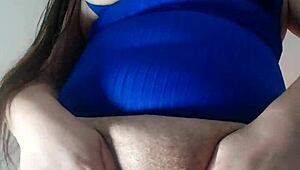 Istri masturbasi untuk teman suami