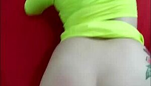 Ik neuk m'n Latijnse Buurvrouw in Doggy terwijl man buiten wacht - Blakeproductions