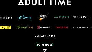 Hey, tengok pawg teen 18+ Gia Derza kongkek petite 18+ Kendra Spade di bilik air parti liar tu