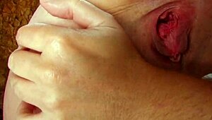 ベルベット・リックスがクーガーで黒巨根追いかけてフェラパイズリ顔射