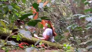 Lihat Lelaki Bayar Nak Tengok Punani Besar Saya Di Taman Ekologi Masuk Semak Tunjuk!