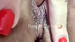 브라질 갈색 피어싱 탠닝 미녀 큰 육즙 보지 깊게 손가락질 오르가즘 떨림