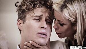 Перверзна мащеха съблазнява стесния и приятелката му за луд трийсъм с минет!