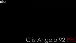 Shooting star Cris Angelo в супер горещ частен душ секс