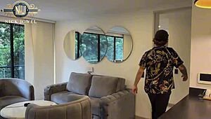 Йенифер Чакон съпруга моли за голяма путка анален подарък