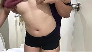 ебам тая мокра филипинка малимбог путка където ти изпуснеш спермата