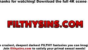 Гореща милф Джеки Хоф маже па чука сирашкия Тони в косматата путка 😈