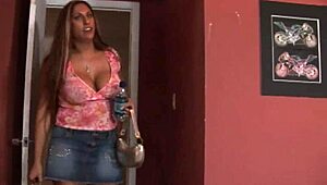 fucking slutty blonde mom hard 🔥🍑