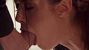 Kendra Sunderland duże cycki 😍 potwór kutas wytrysk w buzię po ostrej jeździe!!