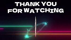 Милф в кухнята показва големи цици и избръсната путка на момчето 😏