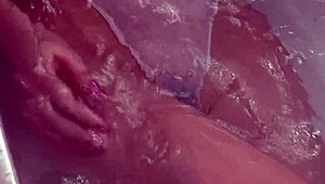 Japoneză experimentată zvârcolită în gel nuru alunecos grup degete pizda păroasă orgasm masiv