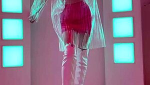 Who Knew A Homemade Photoshoot Could Turn Into Such A Steamy Blowjob Session?