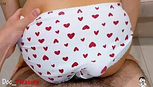 sexy college girl cums on her panties