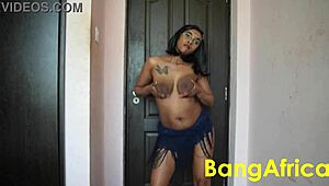 Ebony Amateur Jiggles Her Massive Tits Solo