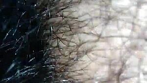 偷窥老婆诱人身材的随意一瞥