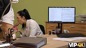 personal: i can't say no to the lender for quick cash