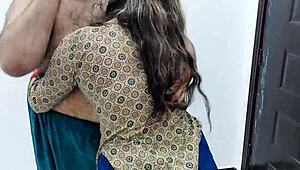 Indian husband and wife share steamy sex session with clear Hindi audio