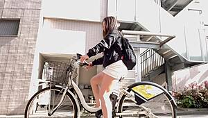 i’m biking through tokyo, exploring streets, and grabbing korean food in shin-okubo today! 🍜