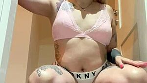 Alina Modelista Greets with Bold Sexy Charm
