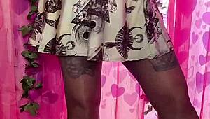 i tease in black pantyhose with my fat curvy feet, oh yeah