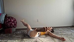 Lesson 227: Granny's Huge Hairless Pussy Lips Exposed