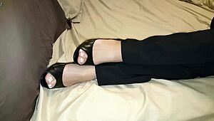 hey, can you guess what’s on this wild webcam fetish show?