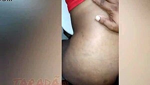 我把那紧屁眼塞满精液