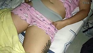 mi amiga me llamó a medianoche para grabar algo caliente