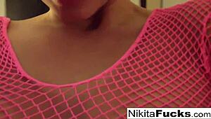 solo fishnet play with stunning milf nikita