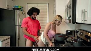 Freeusefuck - Stepbrother asks friend to be temporary girlfriend, and Blake Blossom agrees.