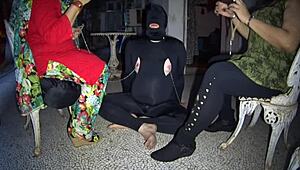 Does Mistress Makali use the ashtray?