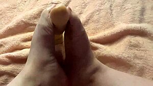 slow barefoot footjob on curvy fat amateur babe