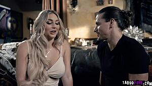 जय रोमेरो चीट करता है केली गन्नर्स टाइट टीन 18+ बॉडी के साथ