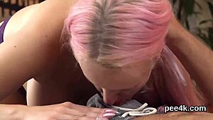 Wow, this glamorous doll takes warm urine in her slim hole and bursts! 💦