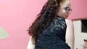 Yo, nonton aku nari jadi pelacur jalanan terbesar online!