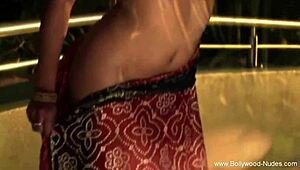 i spend my time arousing and seducing my man