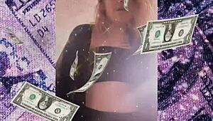 Din stemor føler sig ensom og savner dig hjemme, deler gamle historier