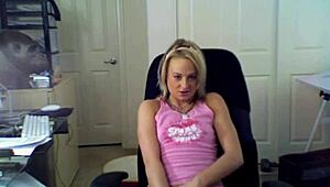 i get so naughty rubbing and fingering my wet pussy on cam till i cum