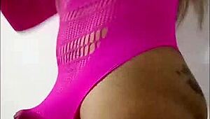 I am ts angelique dancing and cumming in pink lingeries, oh yeah!