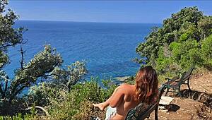 Fashion model trades blowjob for pricey beach photoshoot with latina flair