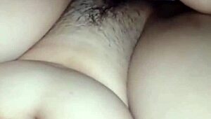 puta complains while masturbating