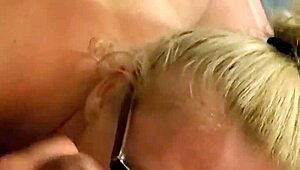 yo, Hotassunicorn just took a messy facial