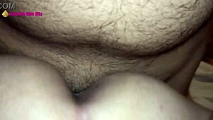 ¡Ey, esta milf latina tetona se la meten duro en motel de Monterrey! 😍